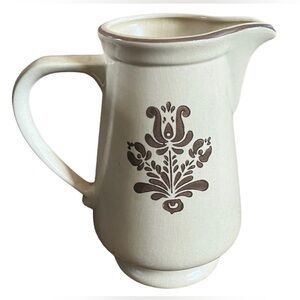 Pfaltzgraff village ceramic pitcher 2 quart 2 liter discontinued